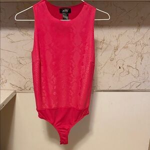 Chic Red Snakeskin Sleeveless Bodysuit